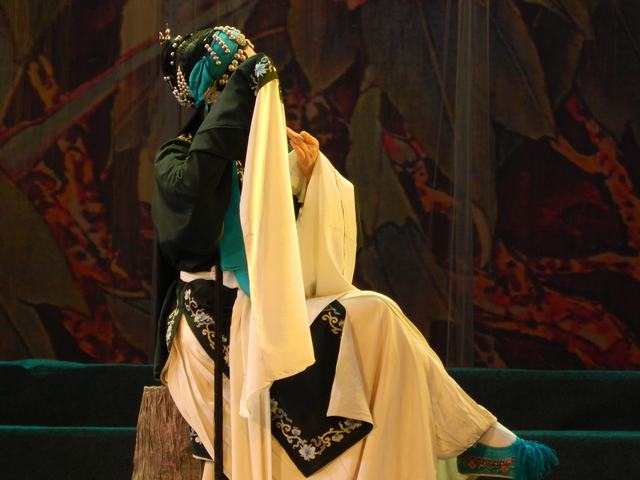 咬破手指写下血书一封